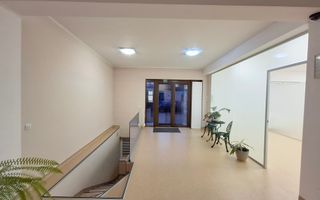 Spatiu comercial pretabil pentru activitati medicale, clinica! - Poză 2