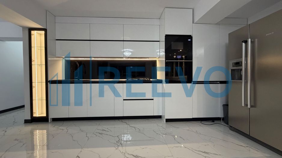 Apartament 3 camere | Etaj 1 | Ultracentral | Locație premium - Poză 3