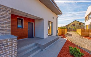 Vila ECO-Smart Otopeni, langa parc, curte mare | 0% comision - Poză 2