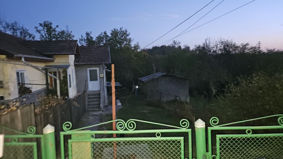 Casa 127mp mobilata/utilata+ anexa+garaj+beci+teren intravilan 1233 mp - Poză 22