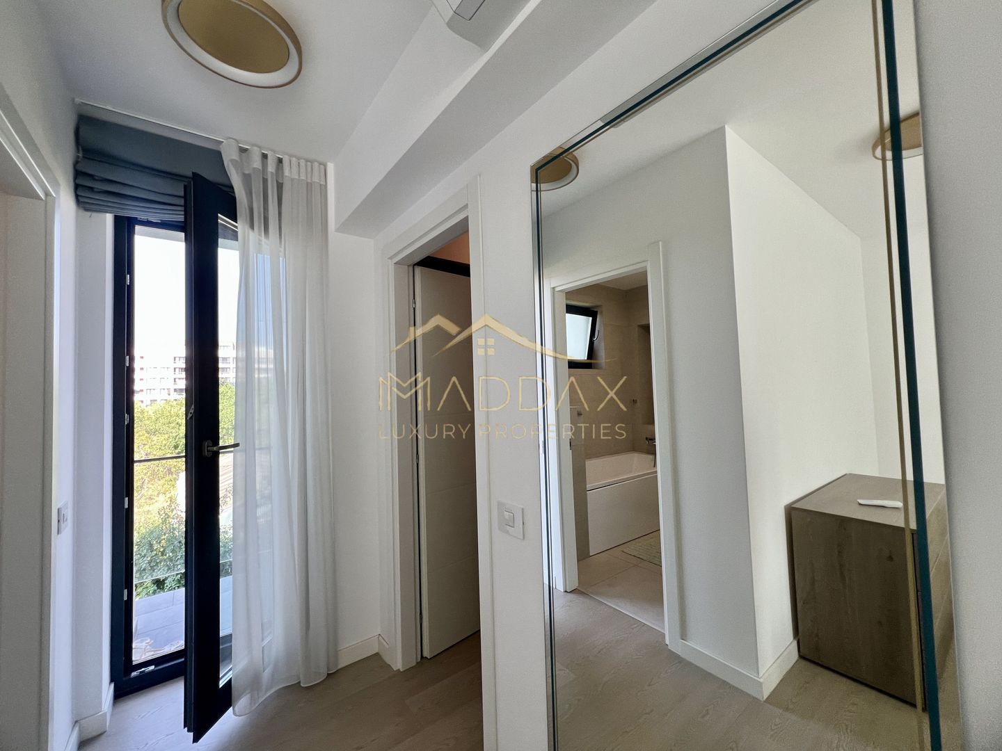Vila LUX **5 camere**3 locuri parcare** Complex NOU//Sisesti - Poză 60
