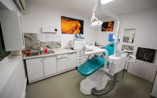 Cabinet stomatologic gata dotat, pentru închiriere - Iași - Poză 1