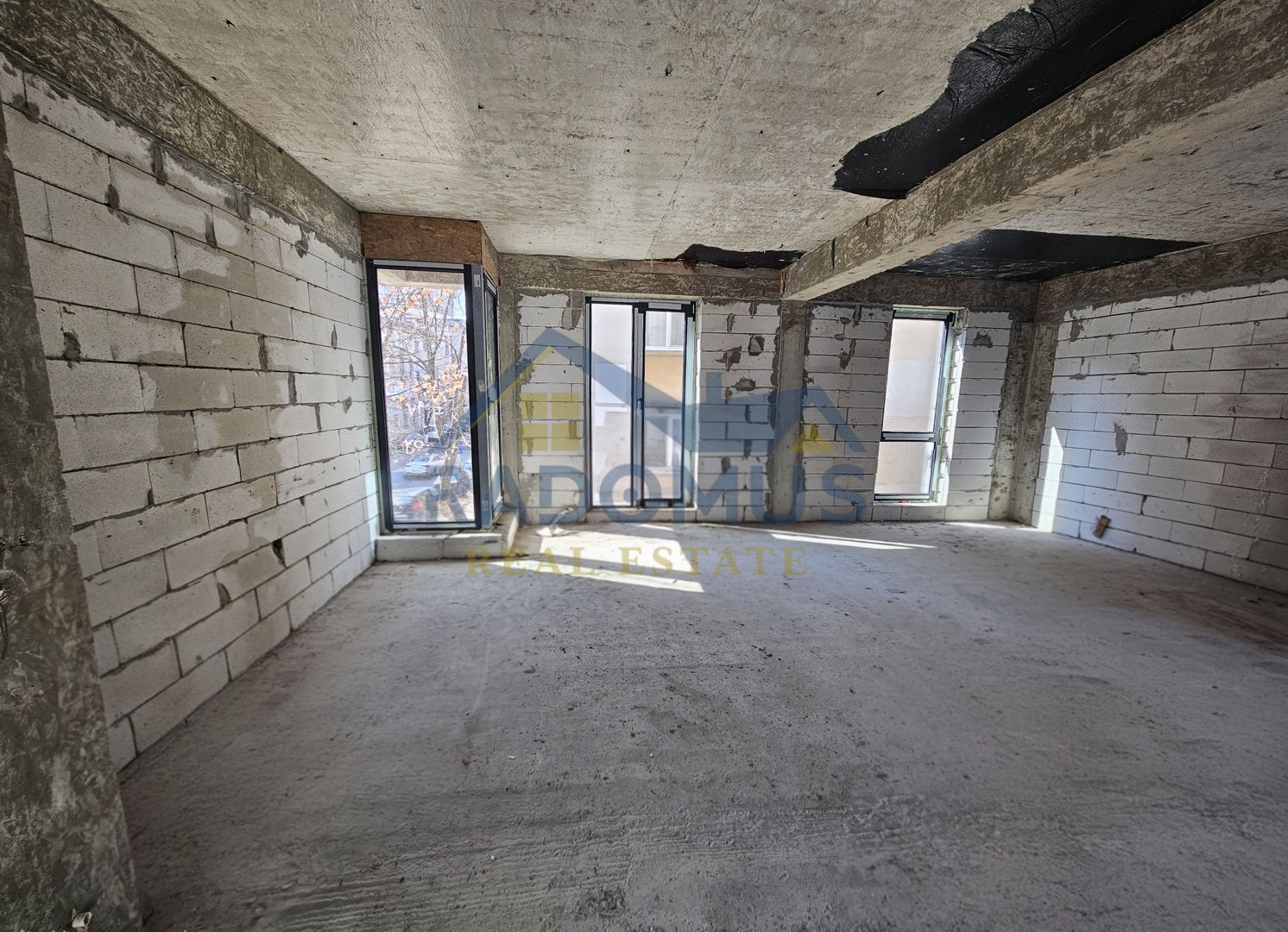 Oportunitate unică de închiriere – Clădire de birouri ultracentrală - Poză 22