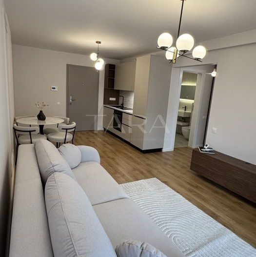 Apartament spectaculos,2 camere, finisaje premium, Baza Sportivă Gheor - Poză 3