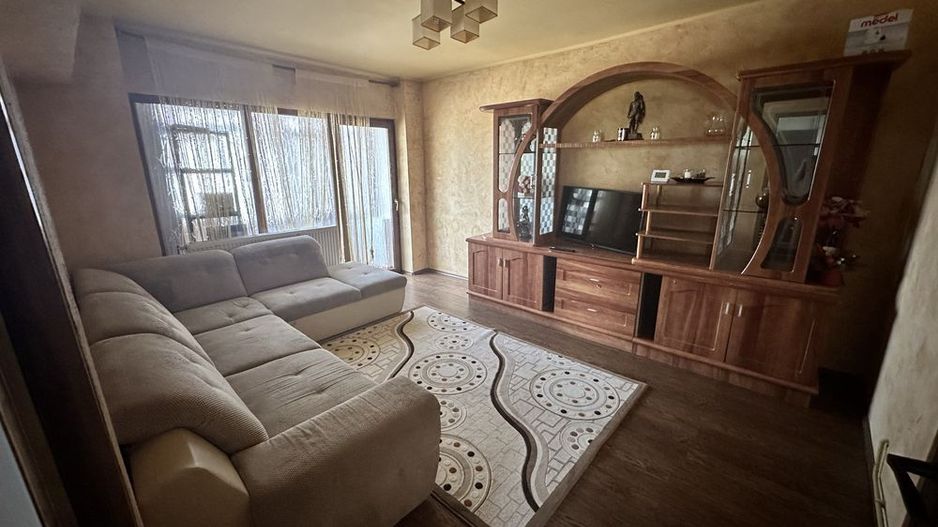Apartament decomandat Lapus Electroputere Mall - Poză 2