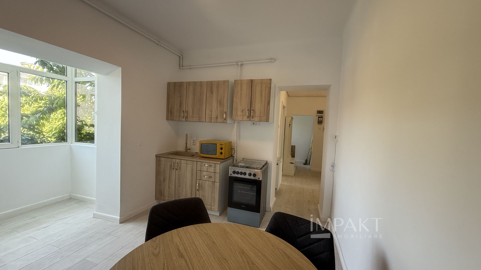 Apartament cu 3 camere separate langa Catedrala  Ortodoxa in centru - Poză 2