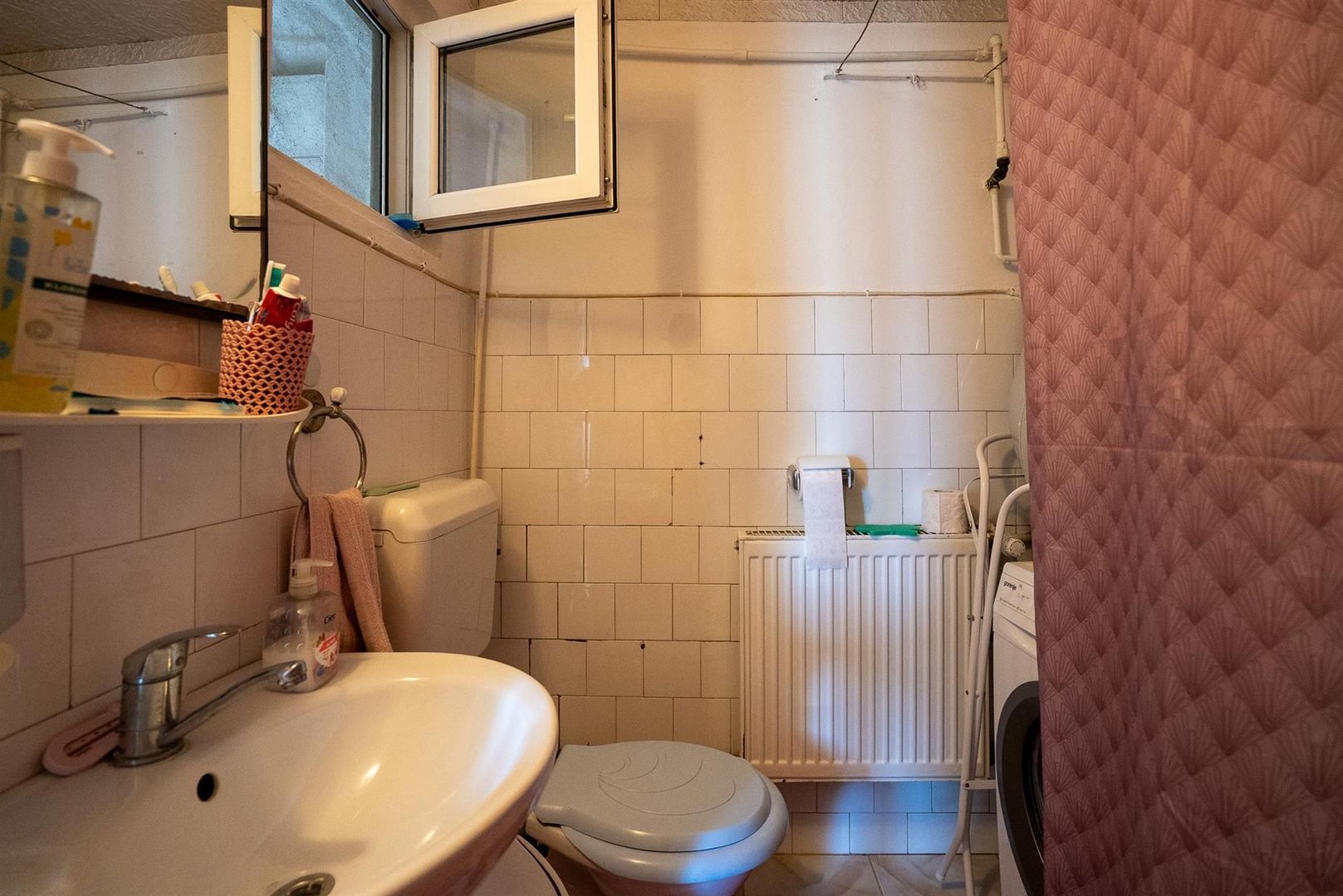 Apartament la casa cu curte proprie pe Ion Bogdan - Poză 8