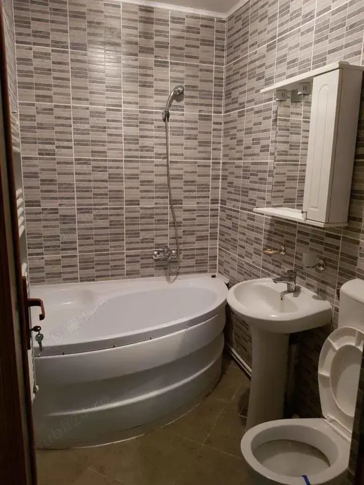 De inchiriat 2 camere tiglina 2, etaj 1 , 2300 lei - Poză 2