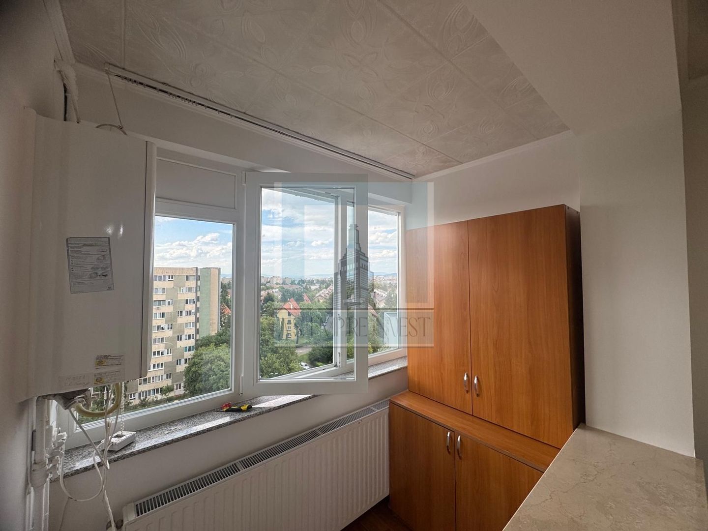 Garsonieră 31 mp-Str. Soarelui-Renovată-Mobilată-Vedere panoramica - Poză 9