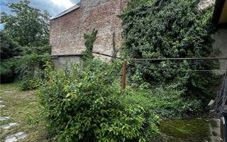 Casa Ultracentral dublu front acces auto - Poză 2