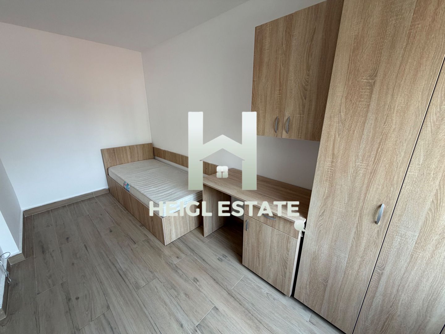 Apartament cu 2 camere in complexul studentesc - Poză 4