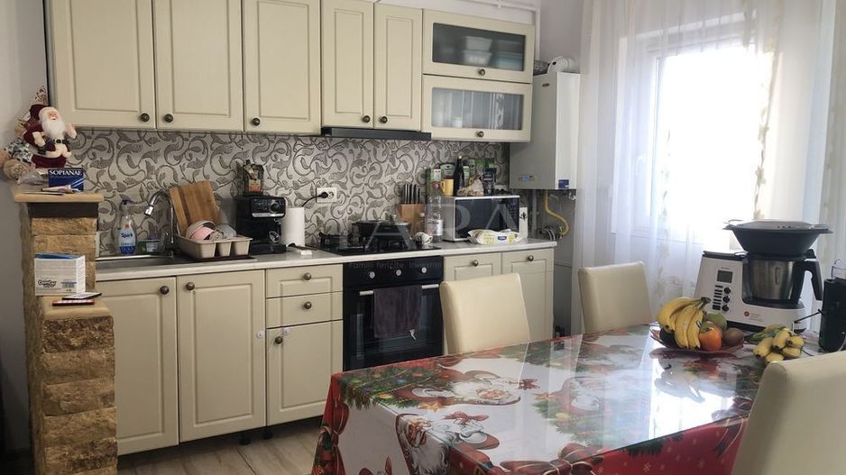 Vand apartament 2 camere zona Urusagului - Poză 3