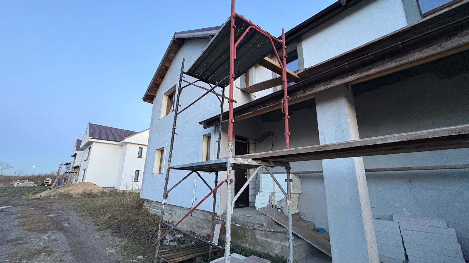 Casa duplex cu 2 locuri de parcare - Poză 7