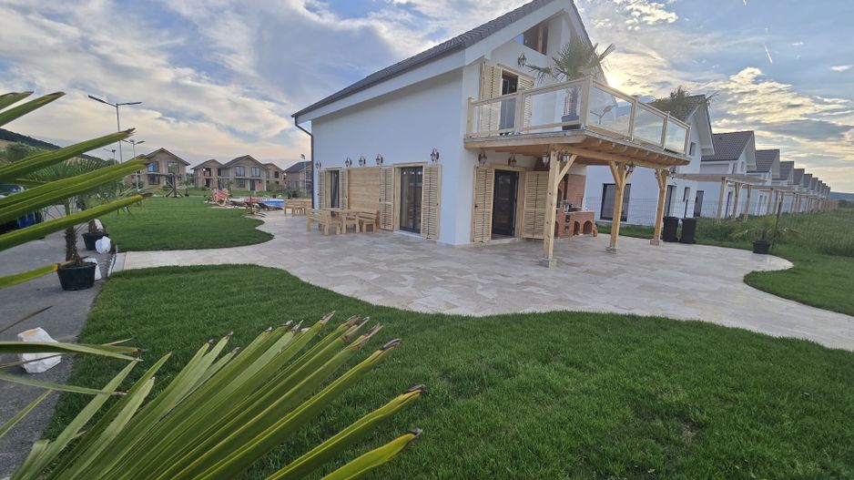 Casa 4 camere la cheie,10 minute de spital 150mp,700mp teren - Poză 3