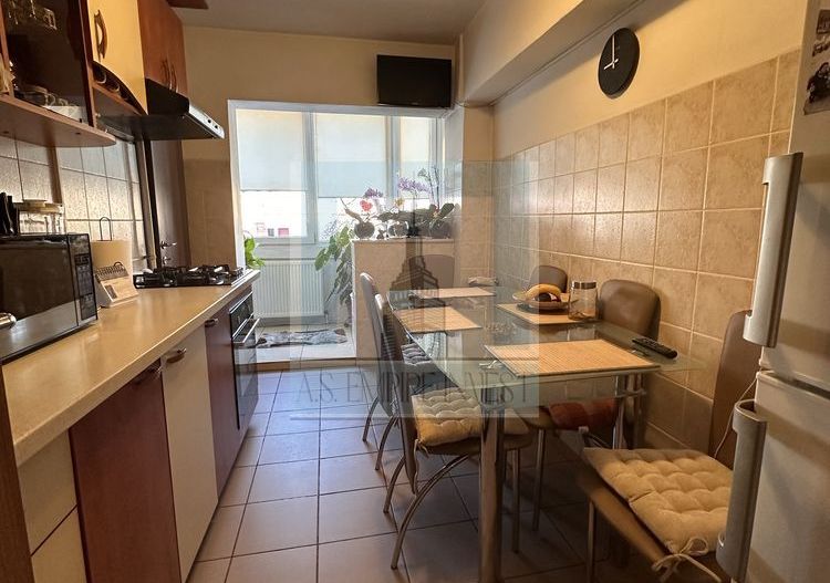 Apartament 3 camere decomandat - zona Bartolomeu - Poză 4