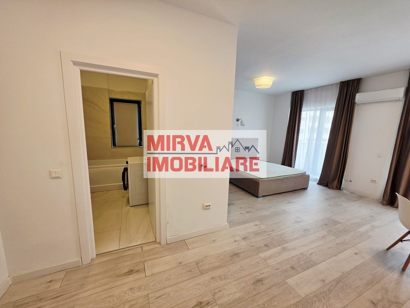 Studio decomandat de închiriat – mobilat si utilat | parcare inclusă - Poză 7