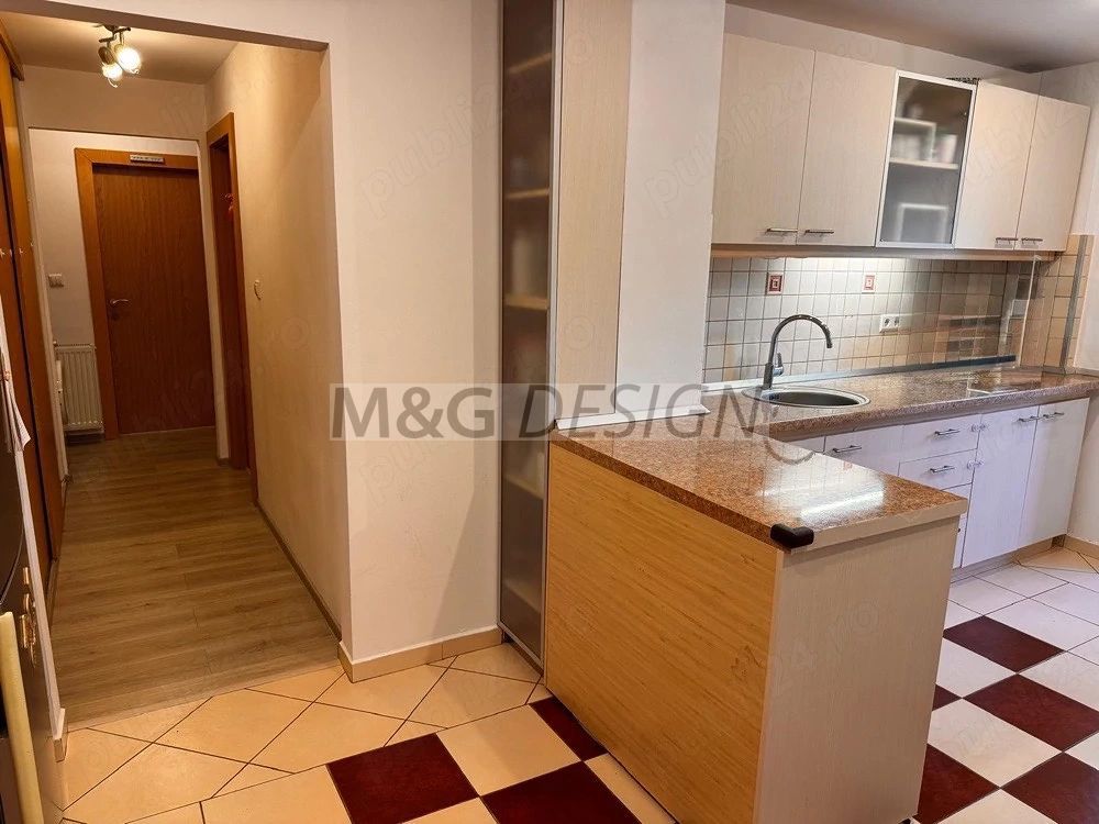 3 camere  decomandat etaj 1 Girocului - Poză 1