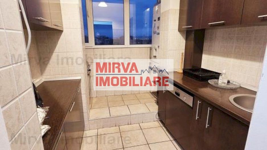 Vanzare garsoniera cu terasa, mobilata si utilata, zona Cina - Poză 16