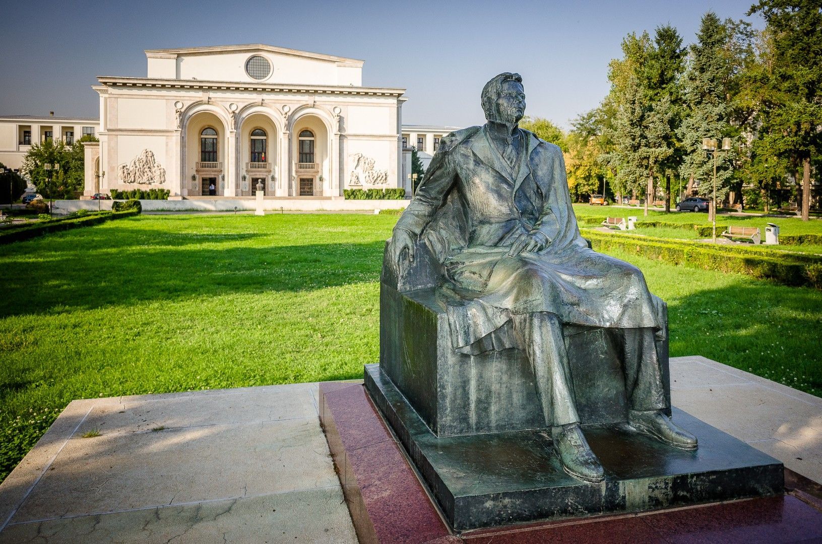 Palatul Parlamentulu Izvor | Cotroceni | Curte libera 300Mp |10 parcari in curte - Poză 86