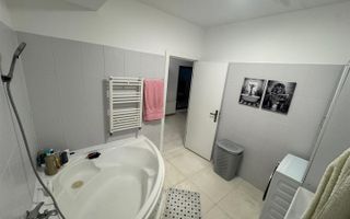 10min Metrou Apărătorii Patriei 2 camere Parcare cadastratǎ negociabil - Poză 8