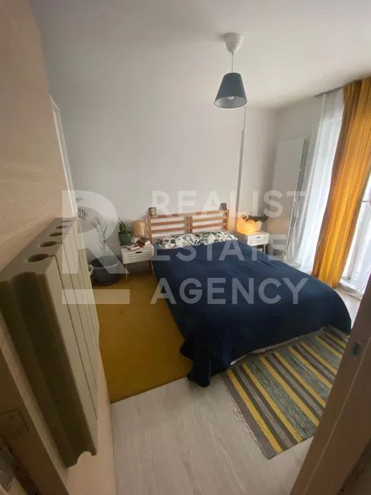 Vânzare, apartament 2 camere, zona Apărătorii Patriei - Poză 4