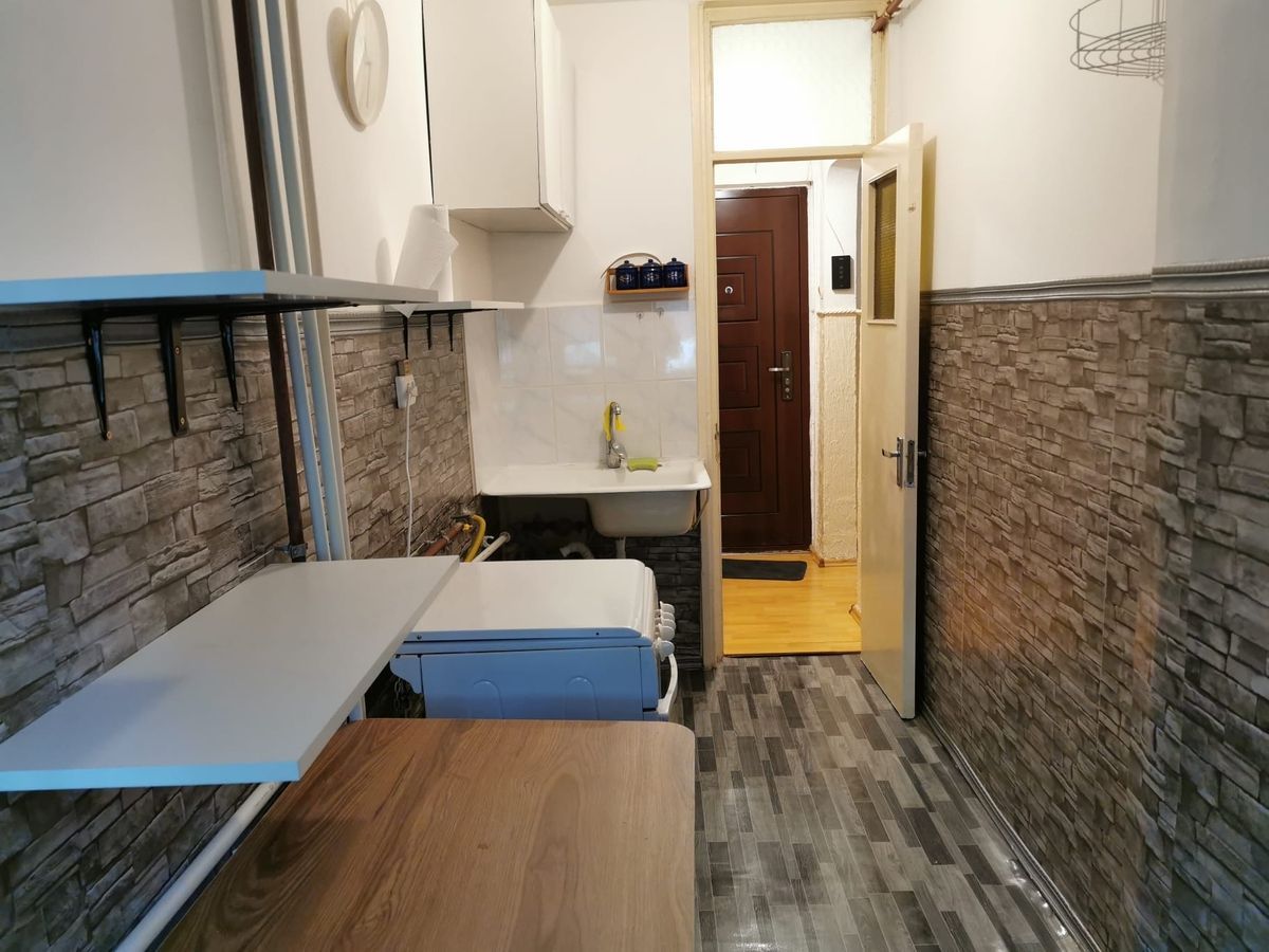 GARSONIERA GORJULUI, BUCATARIE INCHISA, CENTRALA, METROU 5 MINUTE - Poză 5