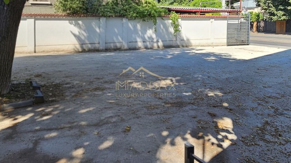 Sediu Birouri 140 mp | Vilă Individuală Singur Curte | Zonă Centrală | Parcare - Poză 14
