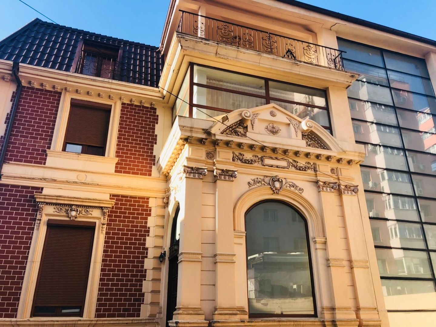 Proprietate specială situată pe Str. Părintele Galeriu ,Bucuresti - Poză 1