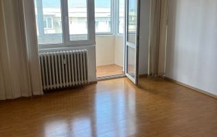APARTAMENT LUMINOS METROU ZONA AVIATIEI