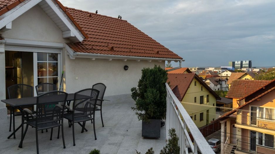 Penthouse de închiriat în Sibiu – Calea Dumbrăvii | 4 camere | 200 mp - Poză 19