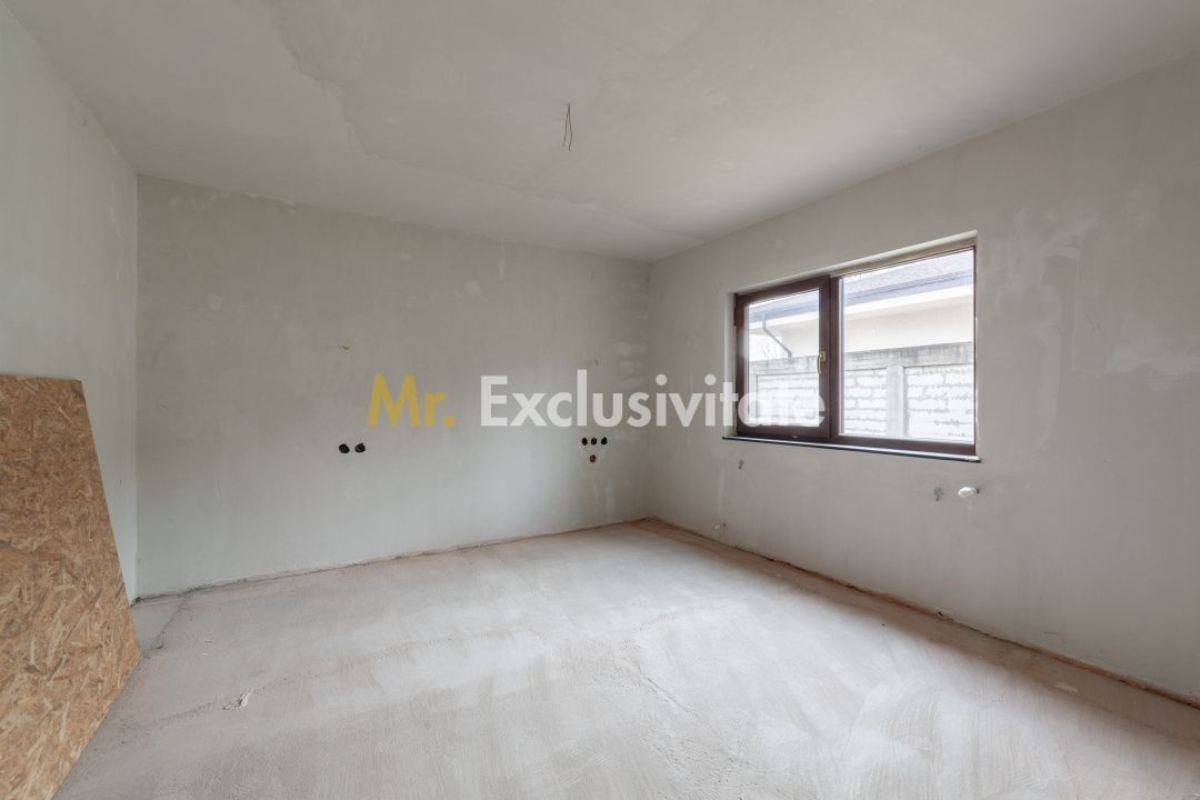 Casa sptioasa cu potential real in Maracineni la 5 pasi de Pitesti-Arges! - Poză 8