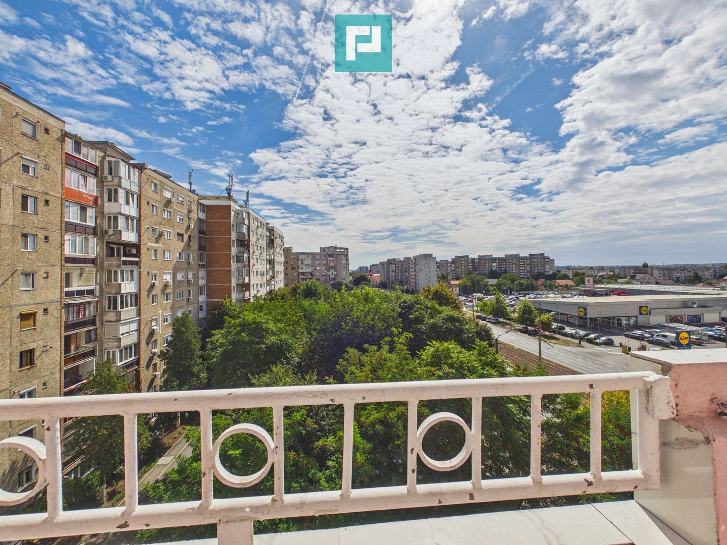 Apartament cu 3 camere și 2 băi zona Aurel Vlaicu - Poză 23