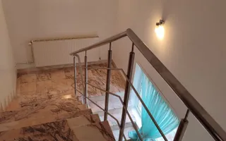 Proprietar vând vila P+E+M - Poză 13