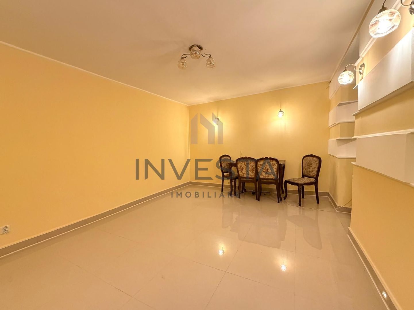 Apartament central cu 2 camere ! - Poză 2