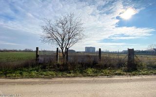 Afumati - Str. Iasomiei, 2409 MP, stradal, intravilan, deschidere 12 m - Poză 3
