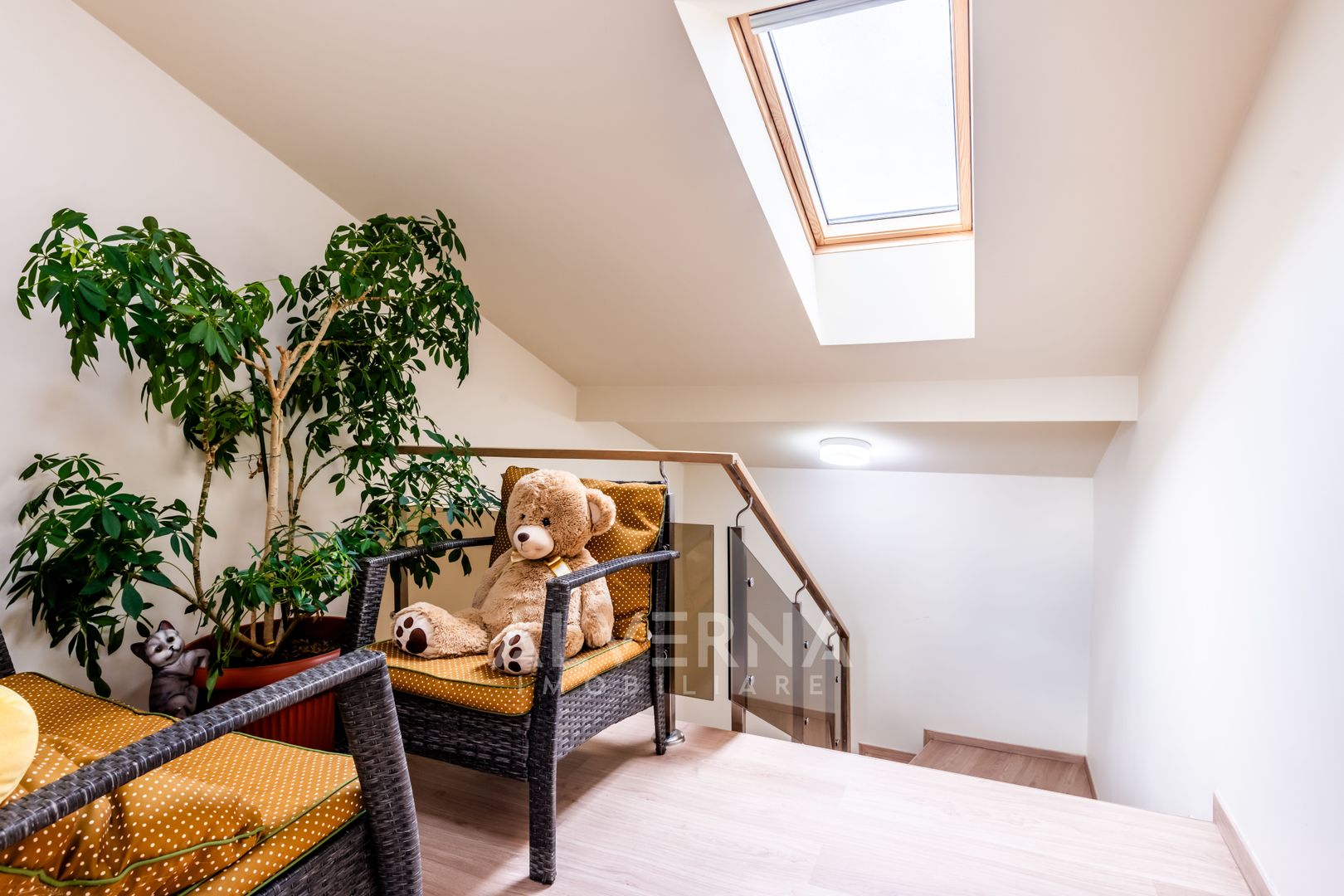 Casa individuala 268mp | 4 dormitoare + studio | 1100mp teren | Faget - Poză 26