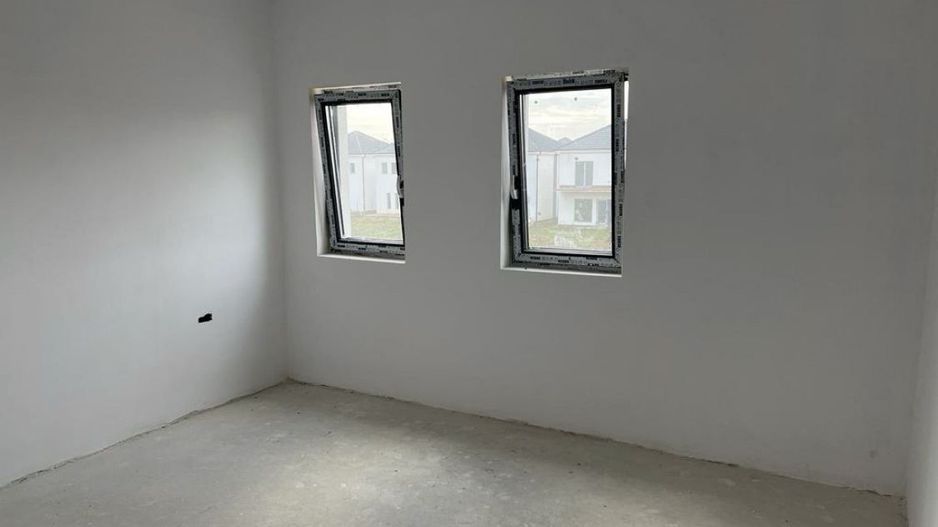 Casa finisata de vanzare, 114,900€, Martinesti - Poză 3