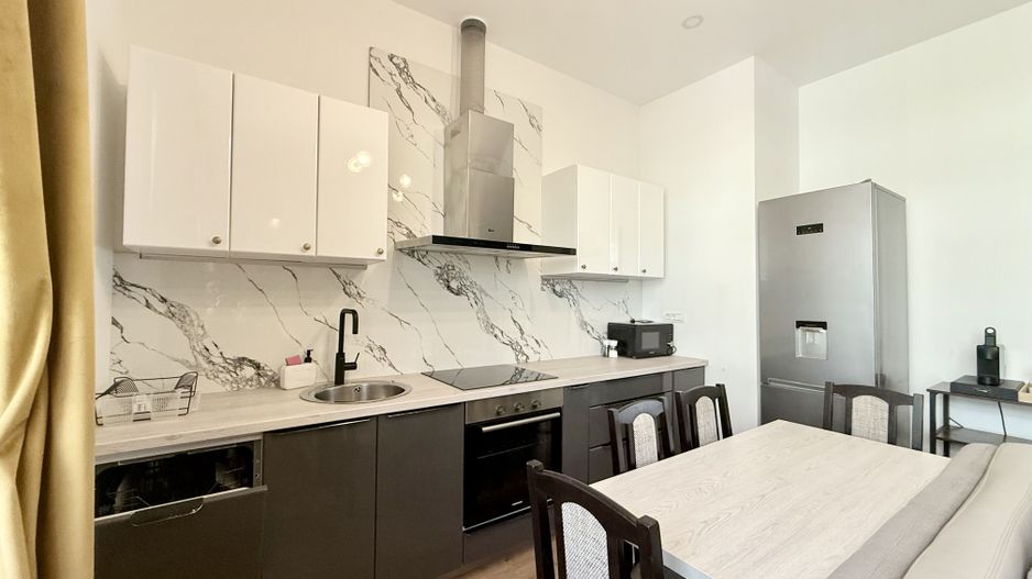 Apartament 2 camere, elegant si spațios, in Piața Victoriei - Opera - Poză 8