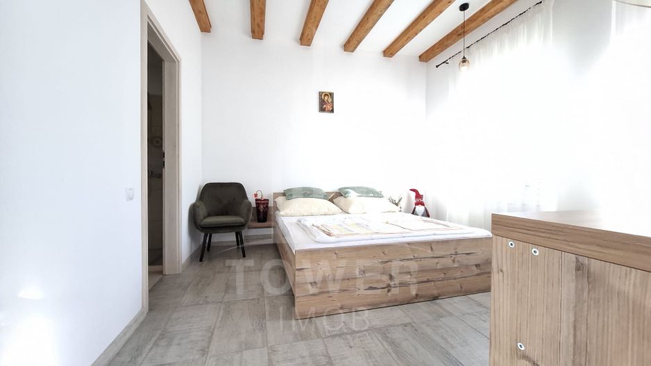 Casa renovata in Fantanele - Poză 8