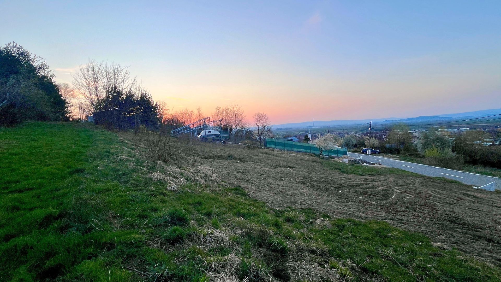 Teren Intravilan 495 mp – Zonă Liniștită - Strada Livezii - Poză 2