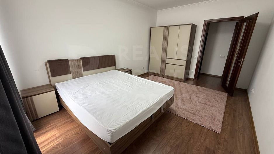 Chirie, apartament, 3 camere 120 mp, bd. Ștefan cel Mare, Centru - Poză 3