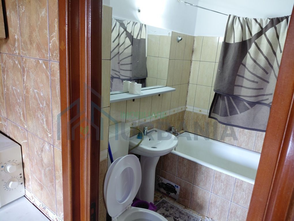 Apartament 2 camere semidecomandat, mobilat, zona Tătărași - Poză 5