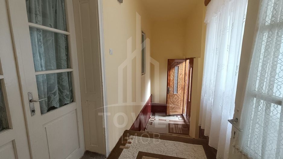 Casă tradițională de vânzare în Poiana Sibiului - Poză 14