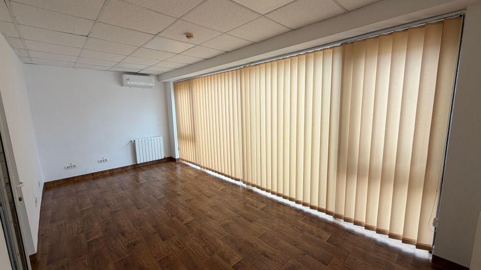 Clădire Multifuncțională 800 mp | Renovată 2024 | Ideală pentru Clinică, Birouri - Poză 13