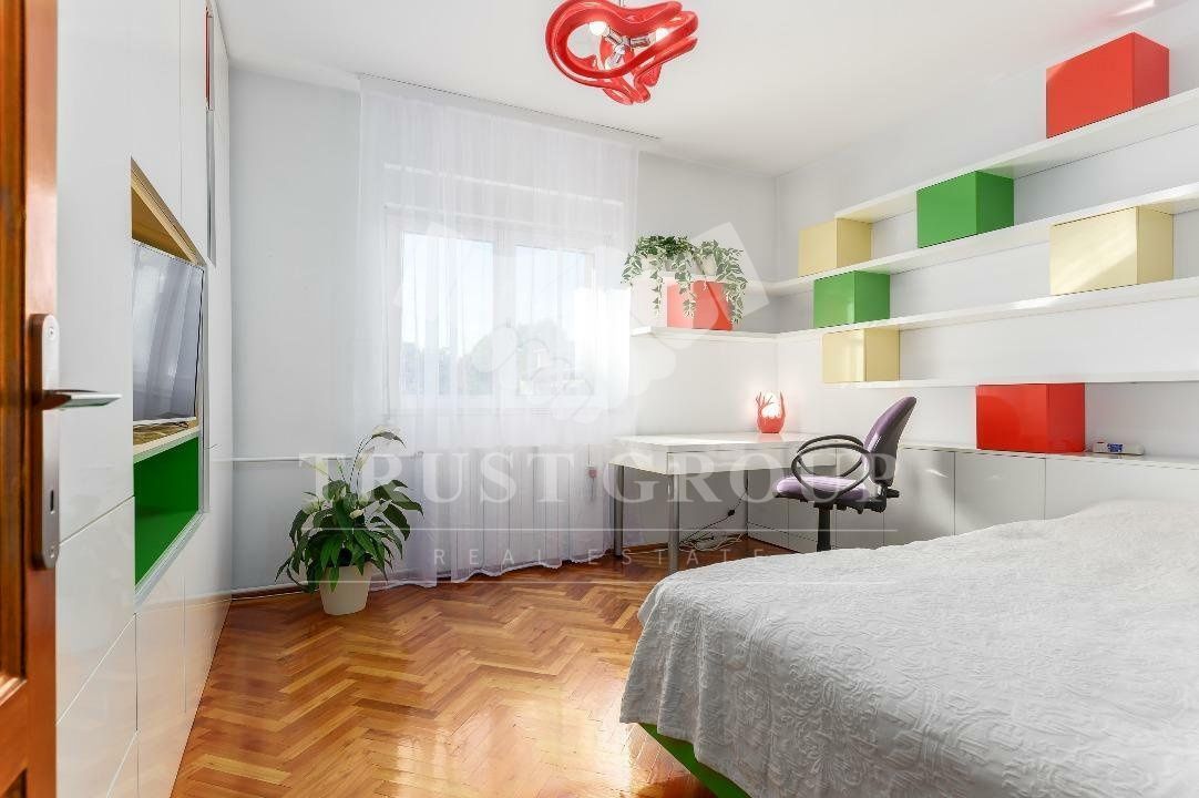 Casa 5 camere | Parcul Circului | Curte libera 300mp - Poză 13