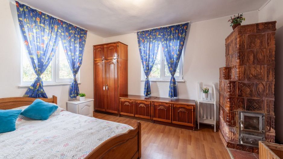 Casa cu teren generos si gradina spectaculoasa – Comuna Cuca, Argeș! - Poză 6