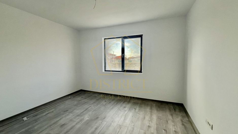 Duplex pe parter cu 4 camere | Mosnita Noua - Poză 5