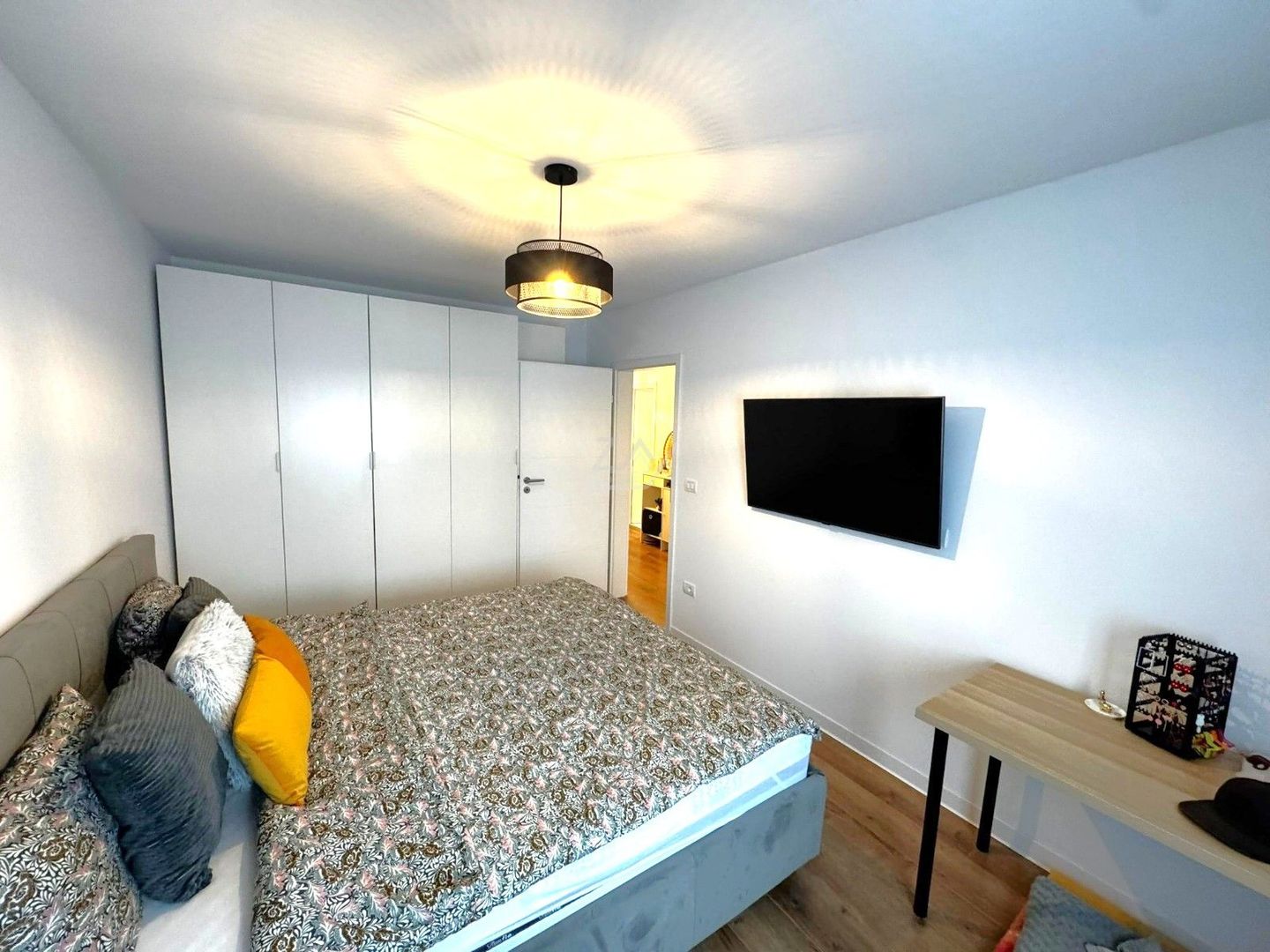 Cartierul Planetelor-Asfalt. Decomandat. Clima. Spatiu de depozitare. - Poză 5