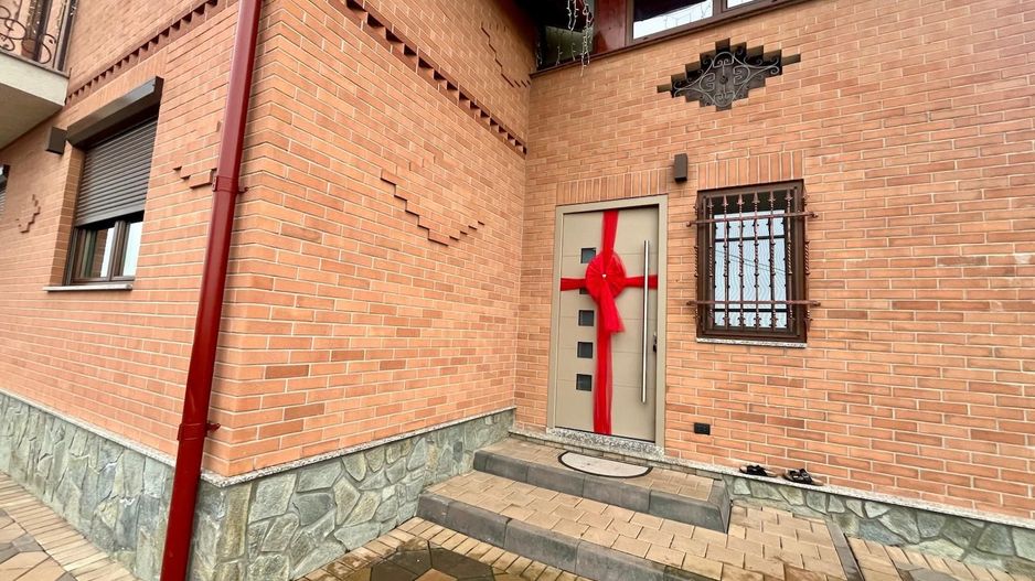 CASA COMPLET UTILATA SI MOBILATA MODERN CU GRADINA | 1100 MP |MARGINEA - Poză 39