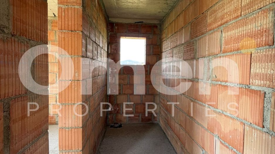 Casa la rosu de vanzare | 120 mp | 5 ari de teren | sat Sasar - Poză 6